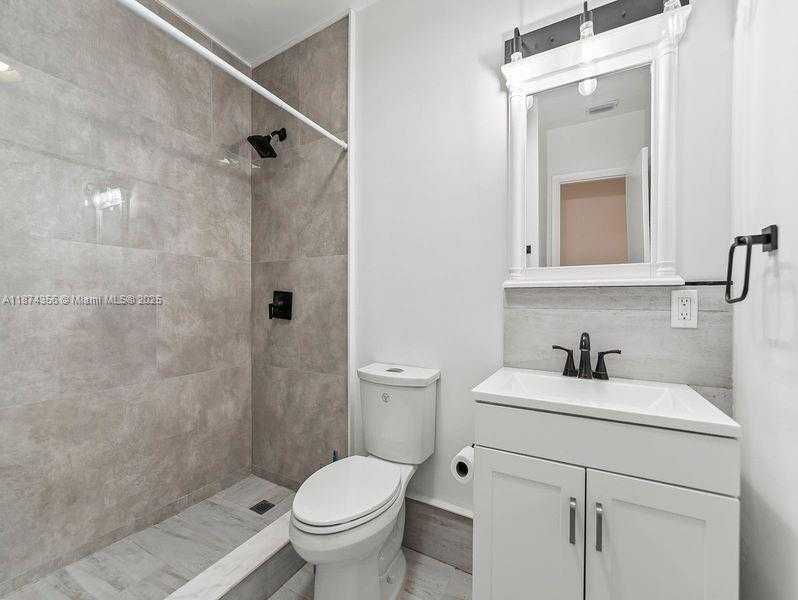Small Image of 1515 NORTH EAST 2ND AVE, Homestead Number 17