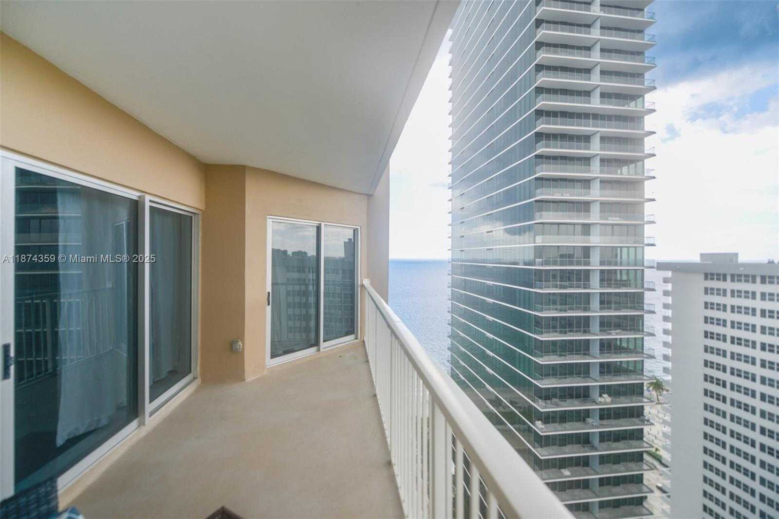 Small Image of 1980 SOUTH OCEAN DR #PHA, Hallandale Beach Number 23