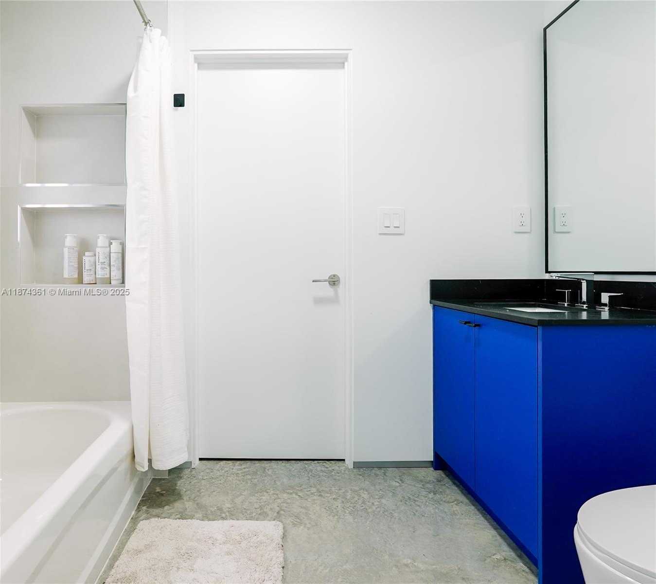 Small Image of 1747 NORTH WEST 31ST ST, Miami Number 17