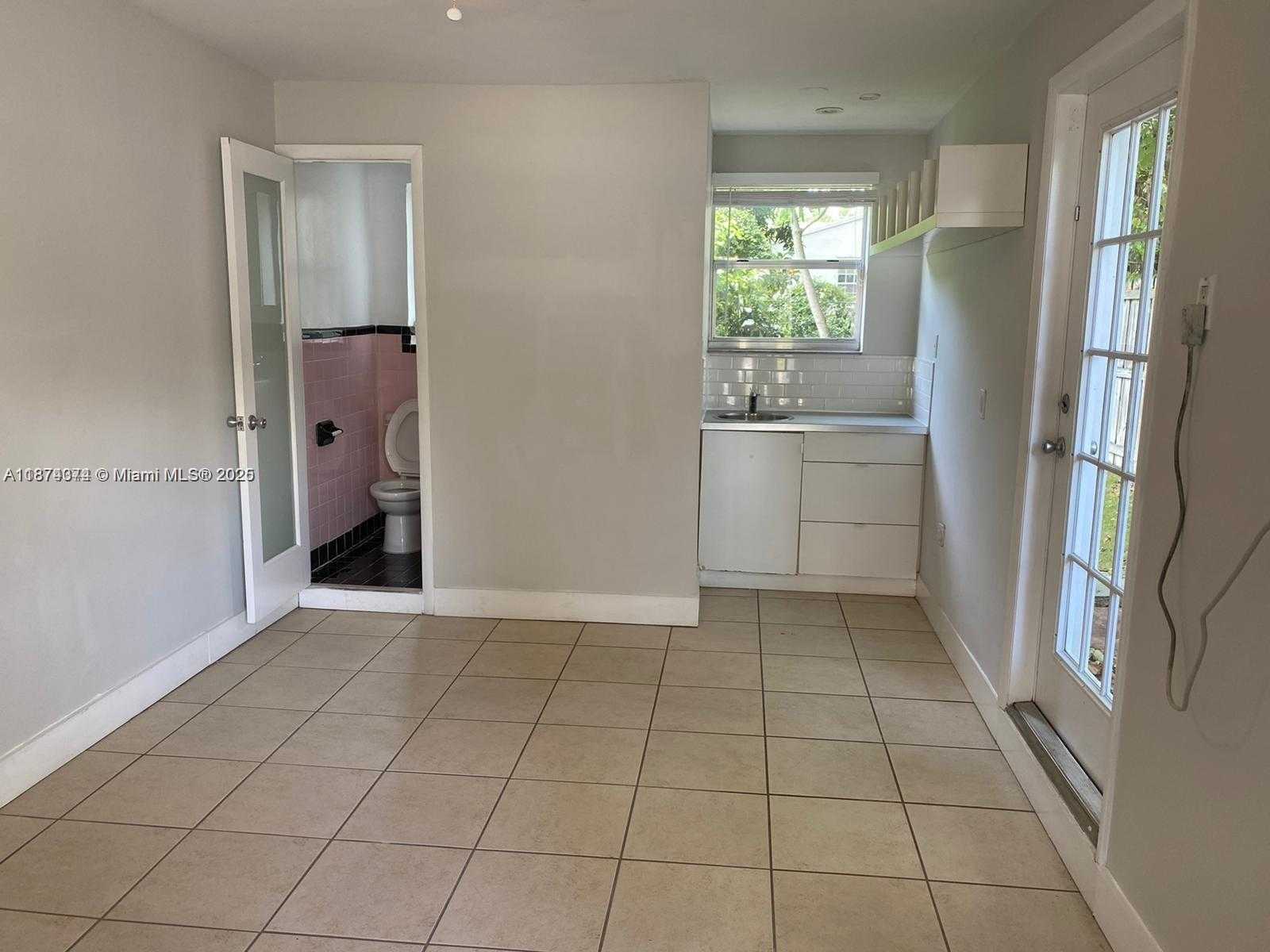 Small Image of 668 NORTH EAST 72ND TER, Miami Number 32