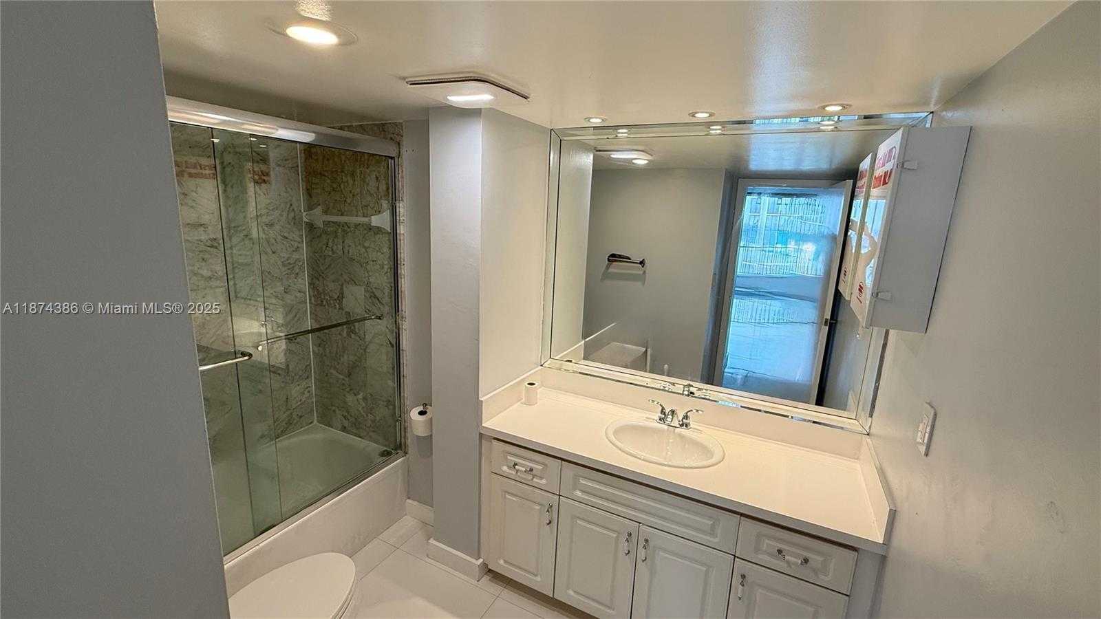 Small Image of 555 NORTH EAST 15TH ST #31D, Miami Number 13