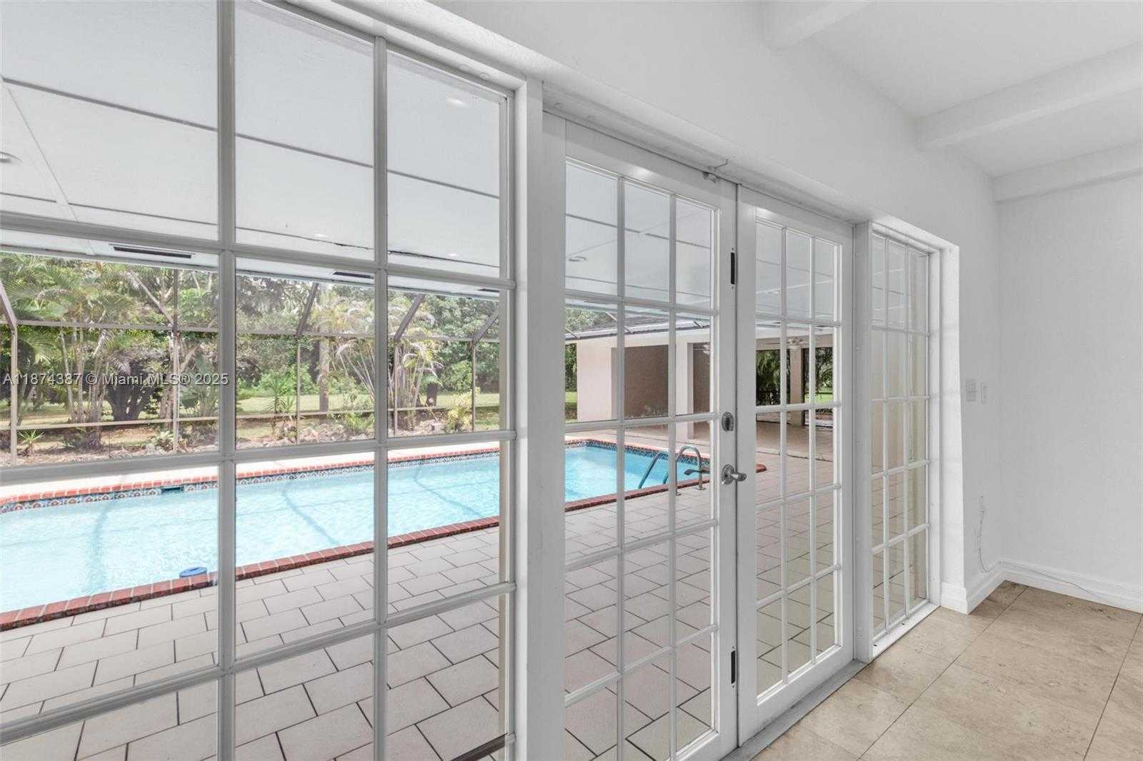 Small Image of 14780 SOUTH EAST OLD CUTLER RD #14780, Palmetto Bay Number 7