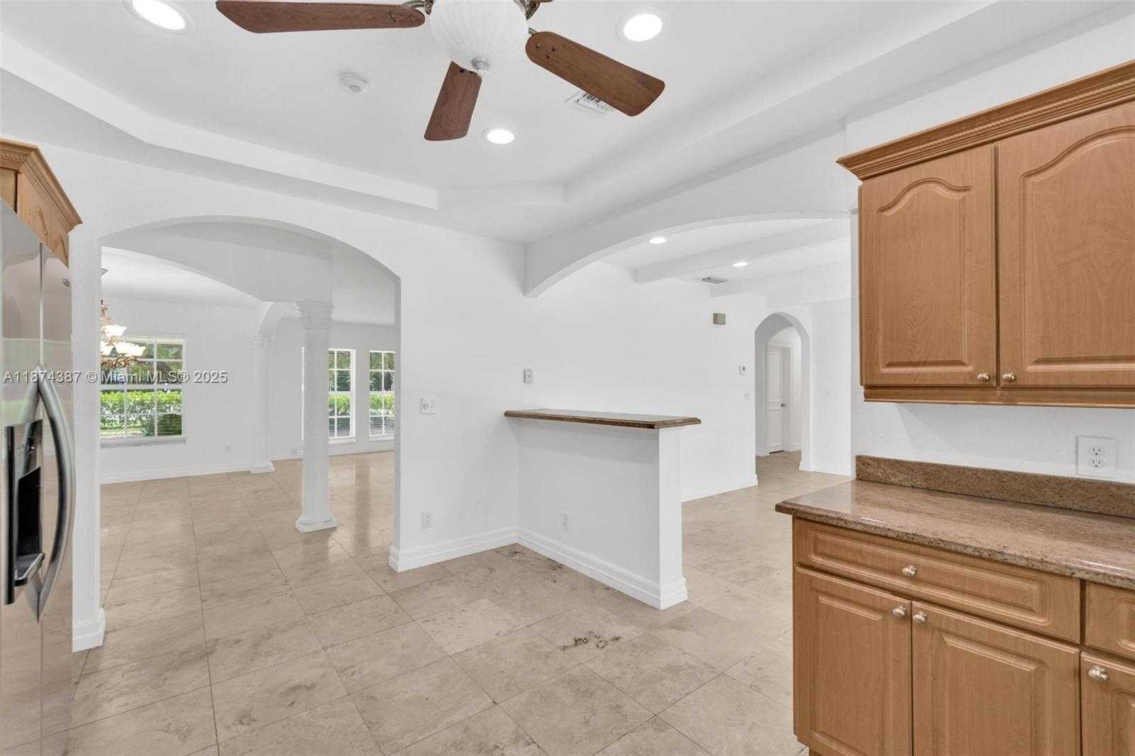 Small Image of 14780 SOUTH EAST OLD CUTLER RD #14780, Palmetto Bay Number 9