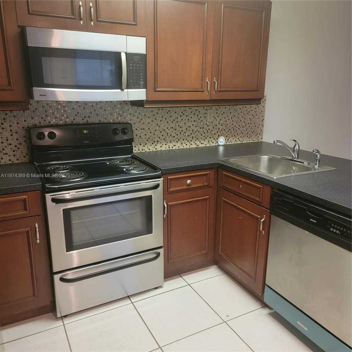 Small Image of 210 SOUTH WEST 11TH ST #308, Miami Number 5