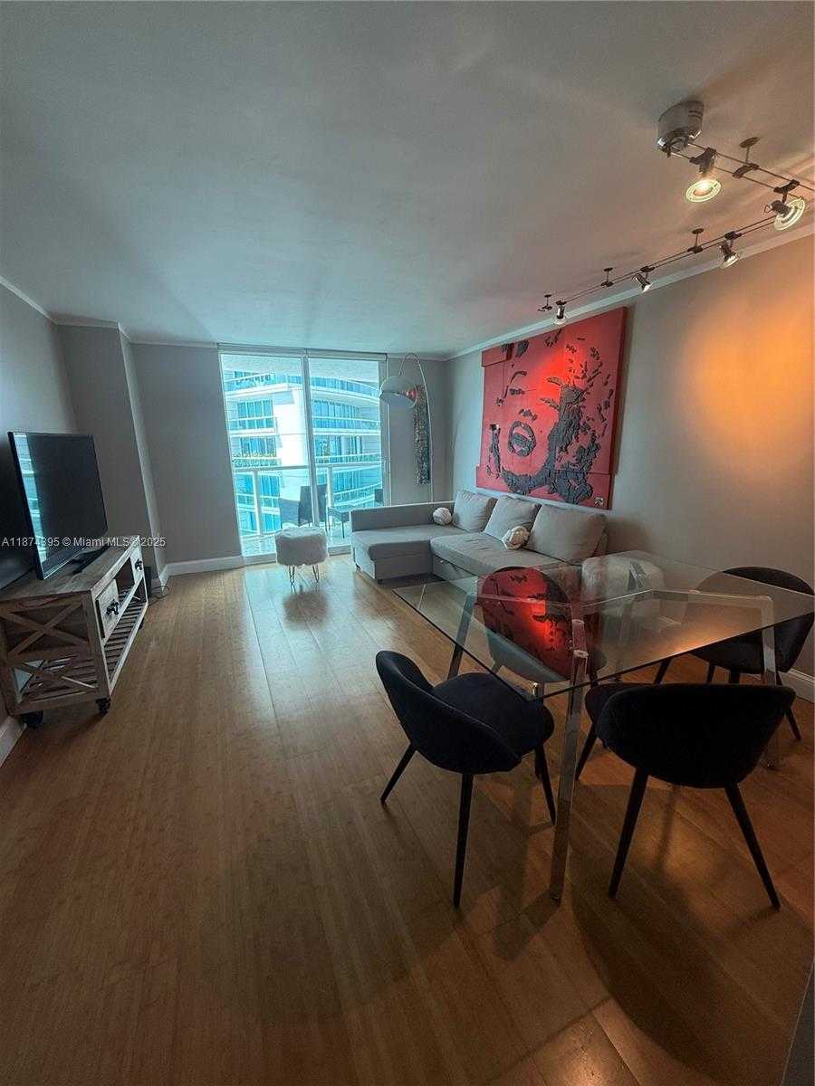 Small Image of 2101 BRICKELL AVE #508, Miami Number 1
