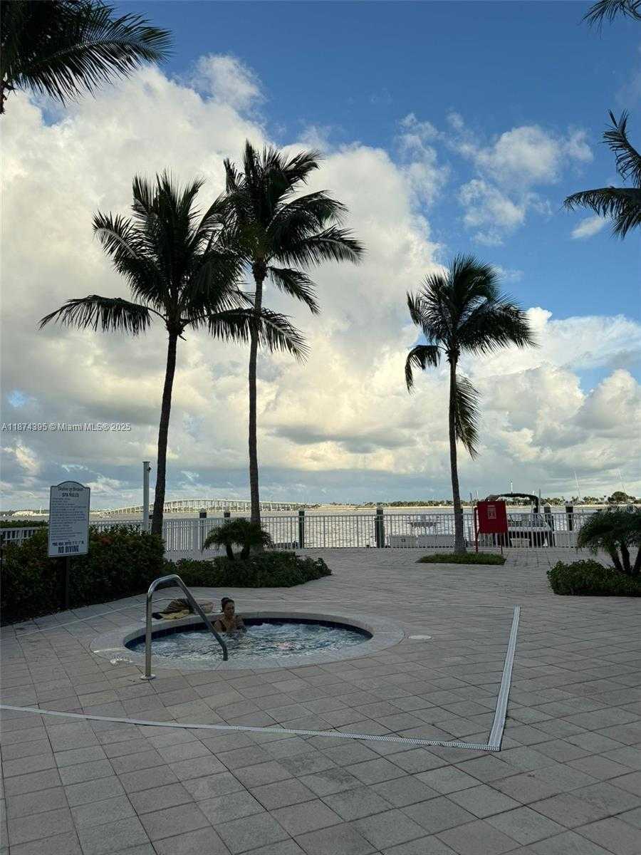 Small Image of 2101 BRICKELL AVE #508, Miami Number 15
