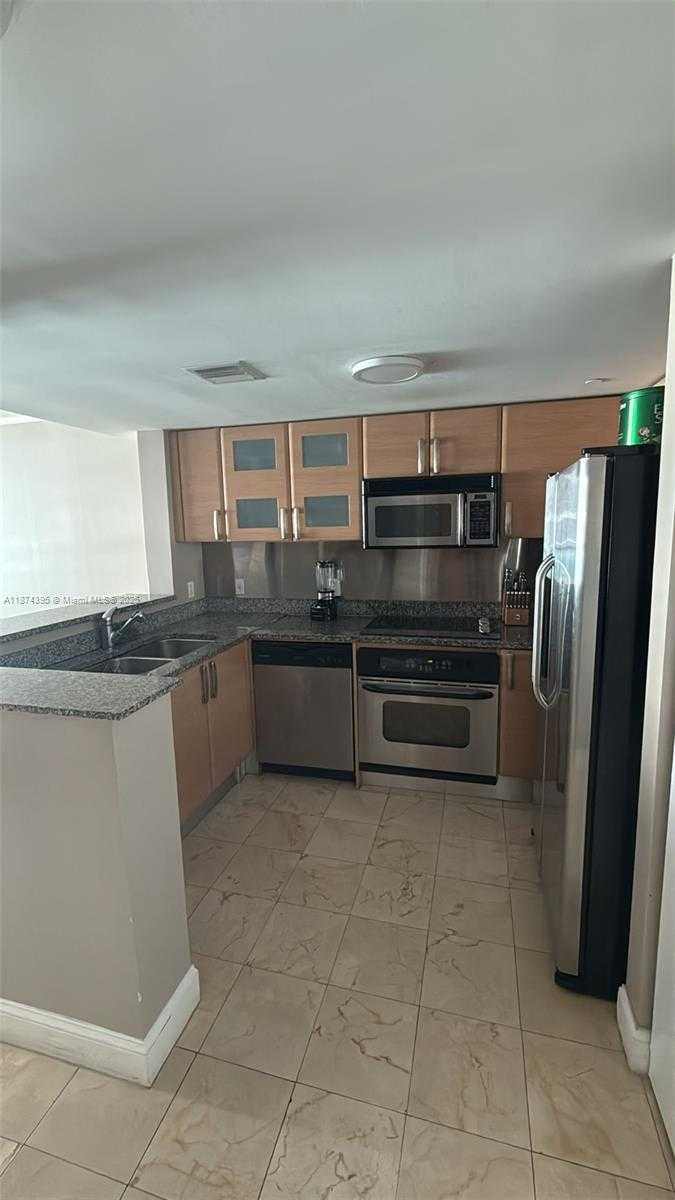 Small Image of 2101 BRICKELL AVE #508, Miami Number 2