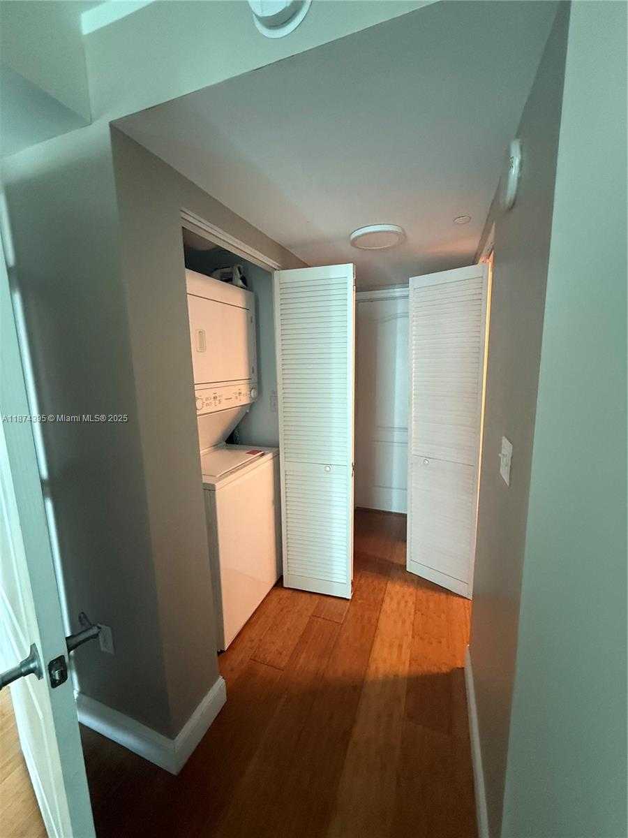 Small Image of 2101 BRICKELL AVE #508, Miami Number 6