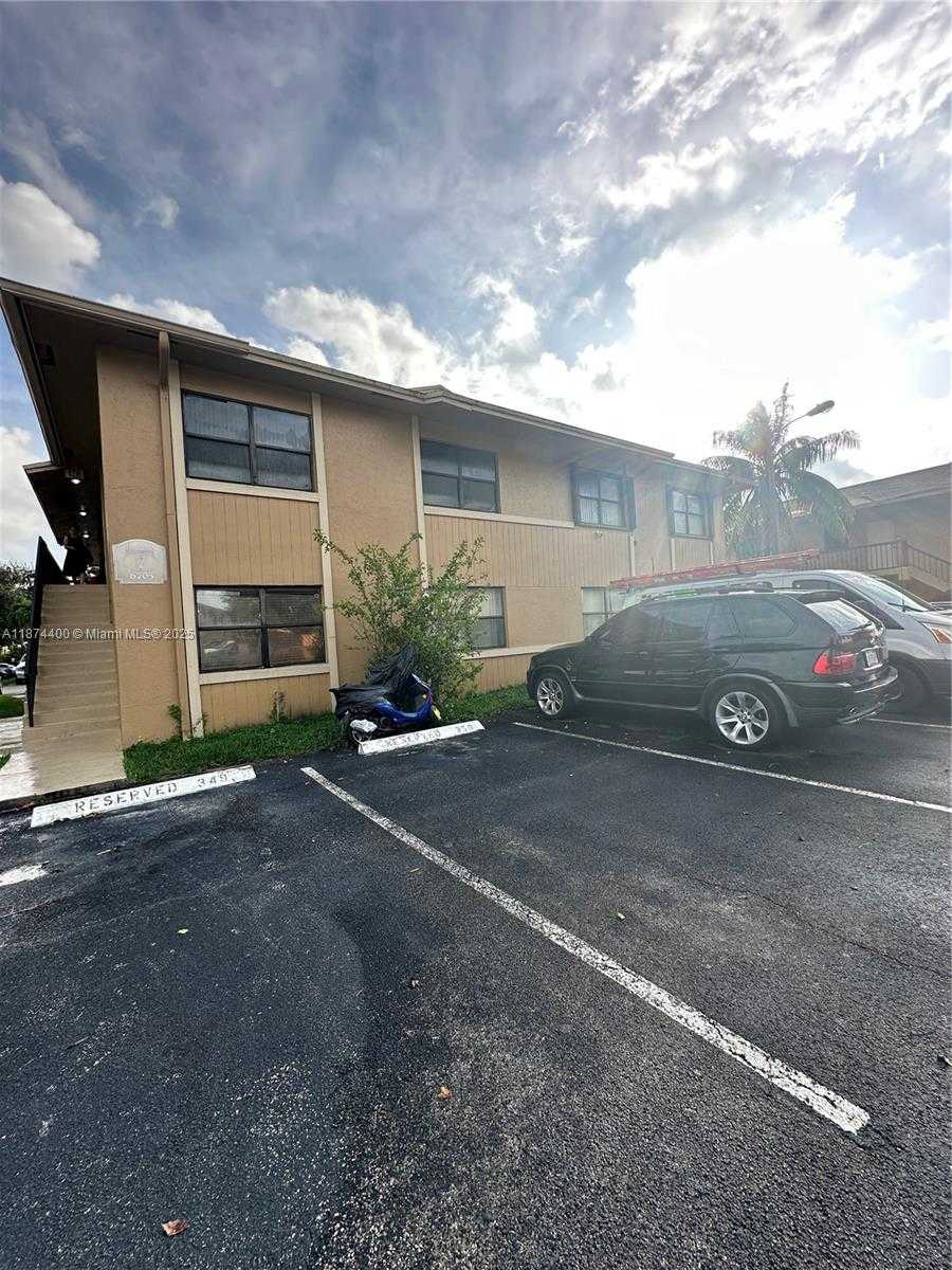 Small Image of 6705 WEST 26TH DR #13-7, Hialeah Number 22
