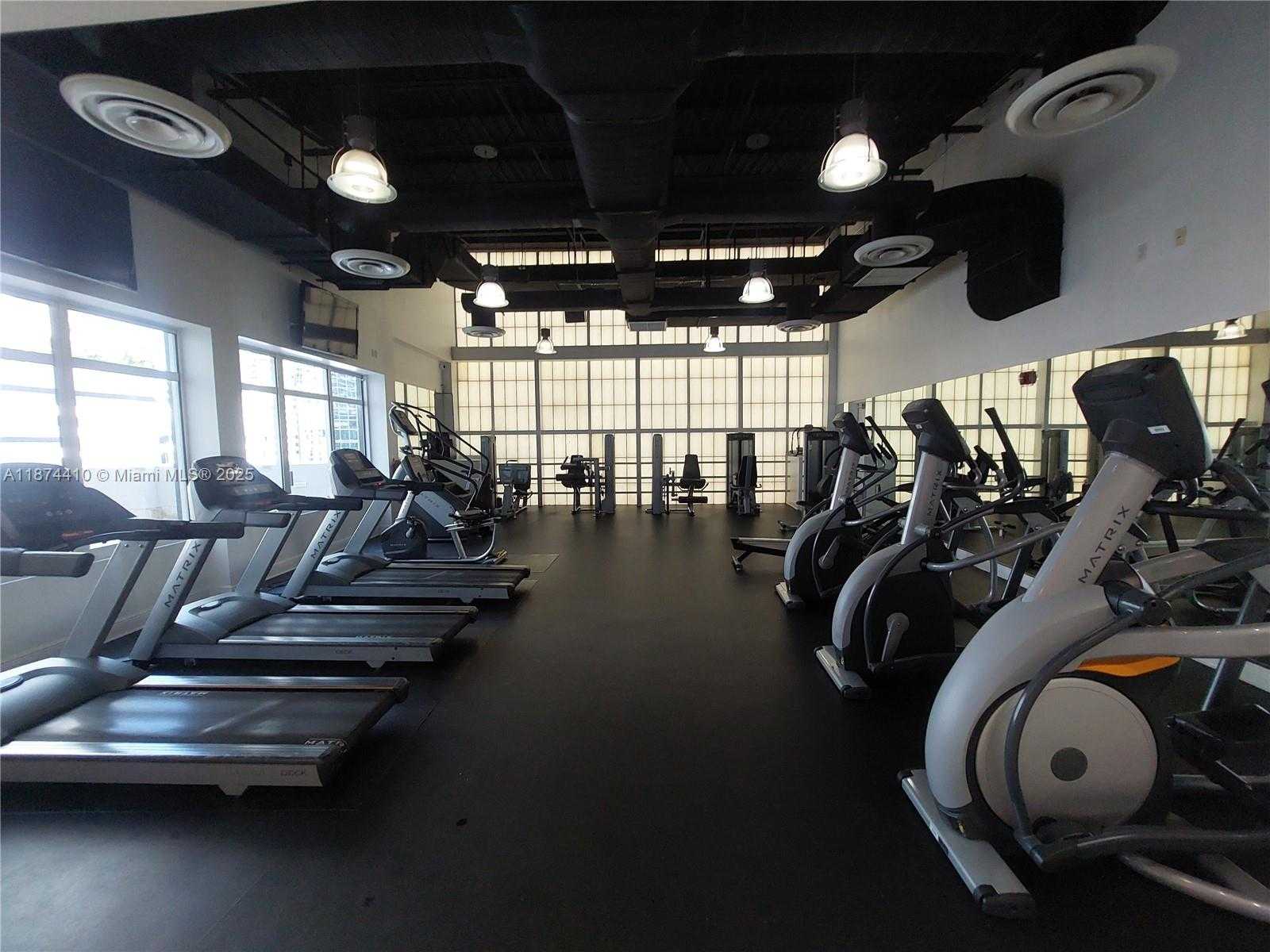Small Image of 1250 SOUTH MIAMI AVE #2011, Miami Number 19