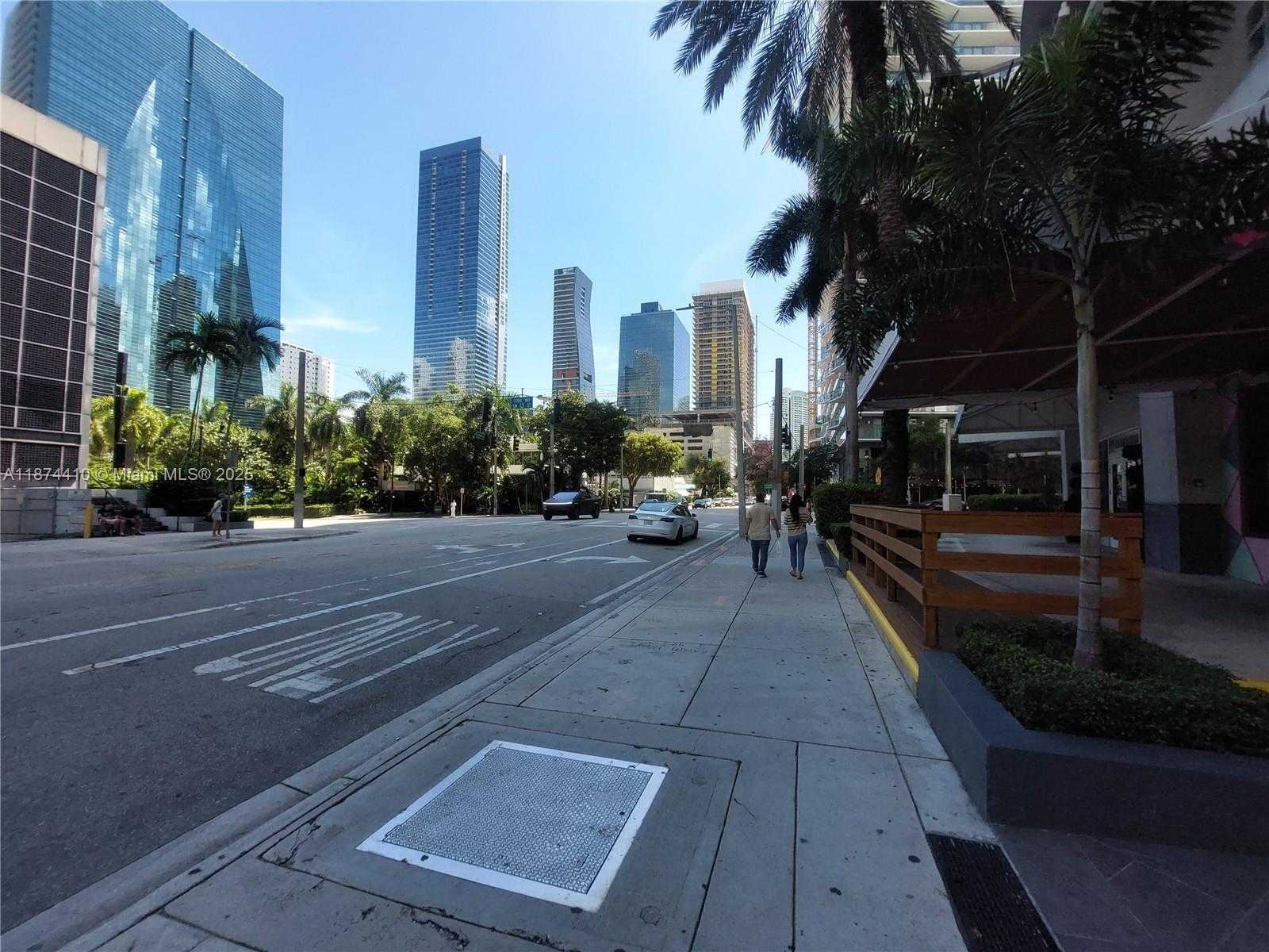 Small Image of 1250 SOUTH MIAMI AVE #2011, Miami Number 25