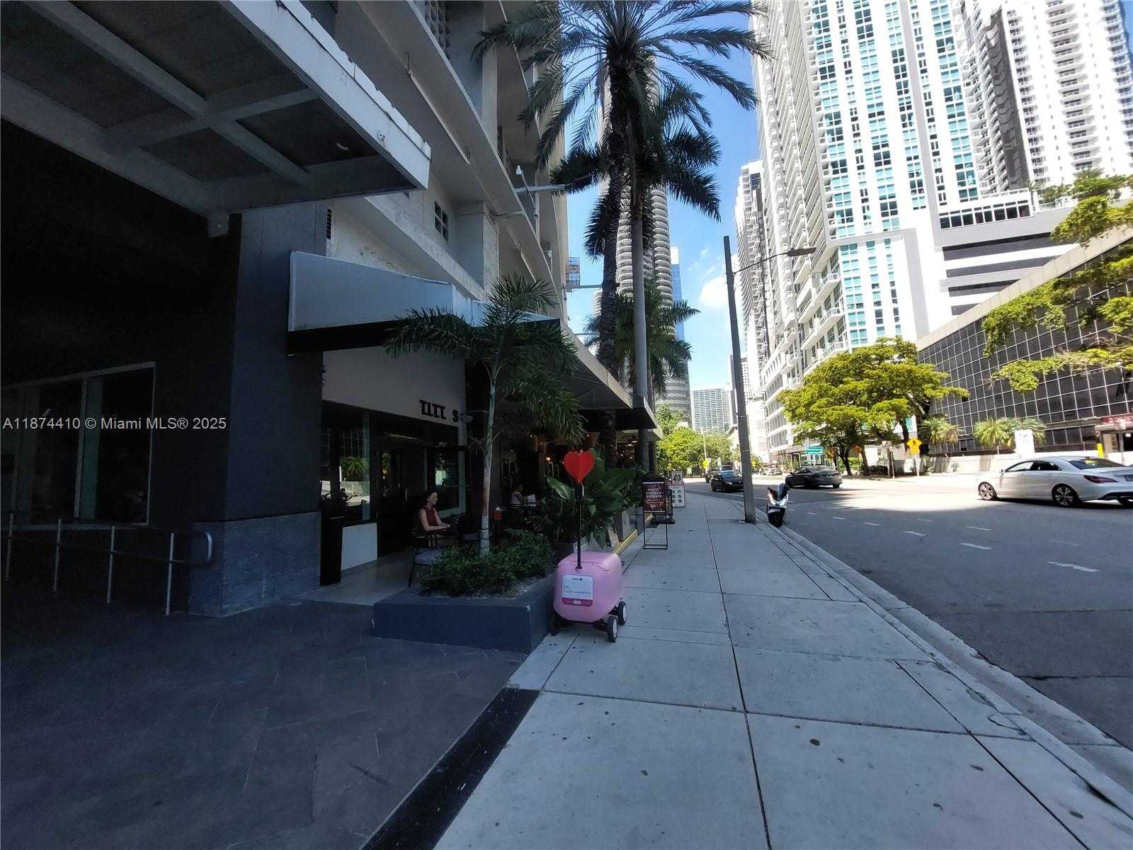 Small Image of 1250 SOUTH MIAMI AVE #2011, Miami Number 26