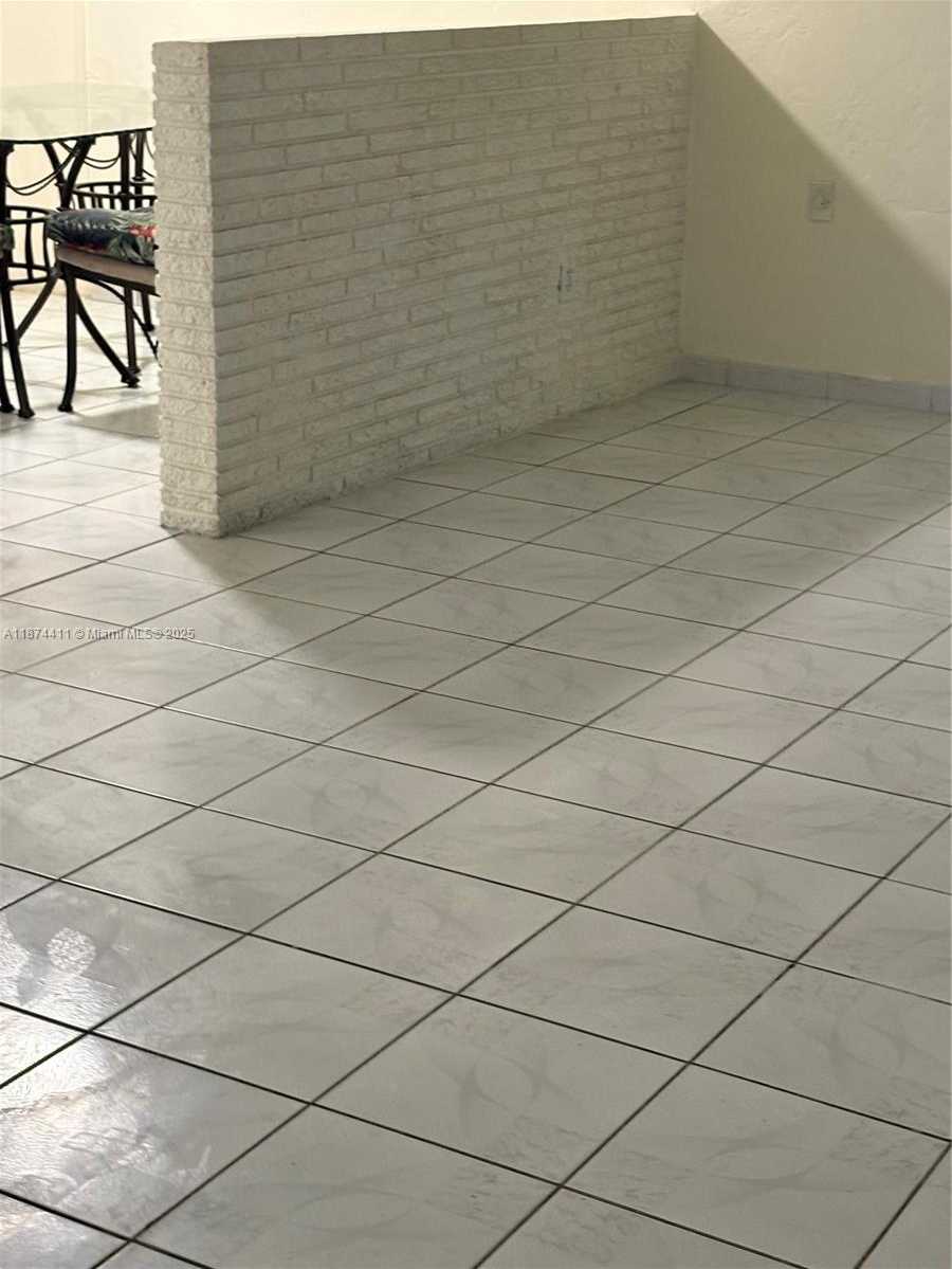 Small Image of 20520 NORTH WEST 2ND CT #1, Miami Gardens Number 5