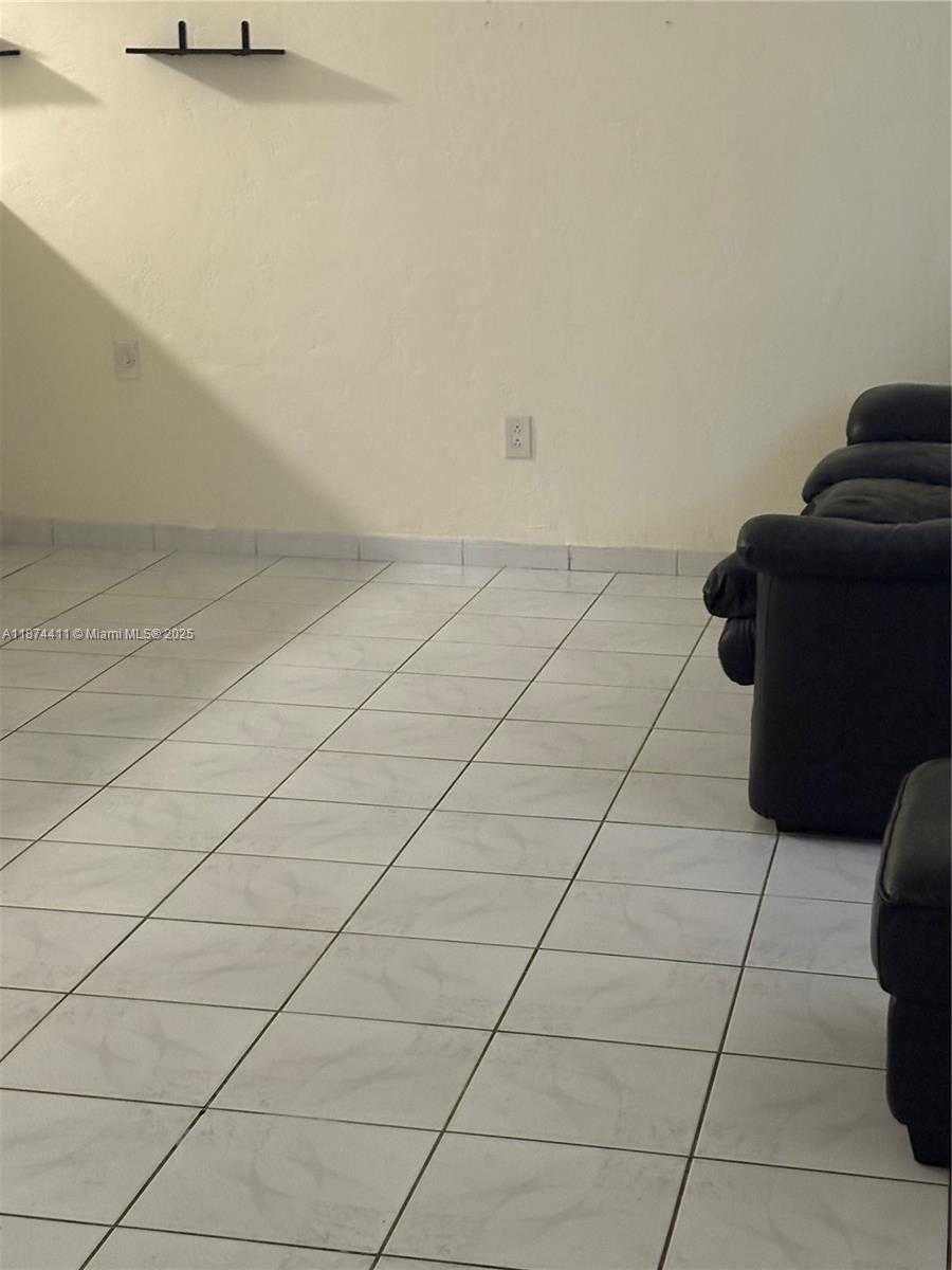 Small Image of 20520 NORTH WEST 2ND CT #1, Miami Gardens Number 6