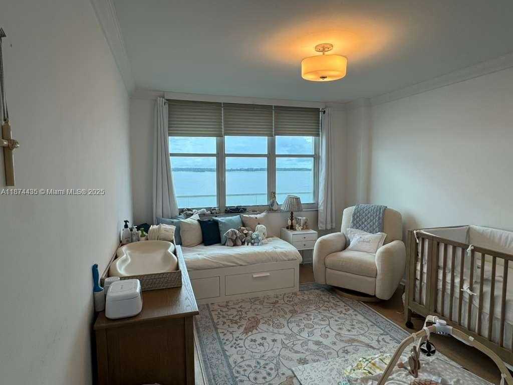 Small Image of 800 CLAUGHTON ISLAND DR #1003, Miami Number 13