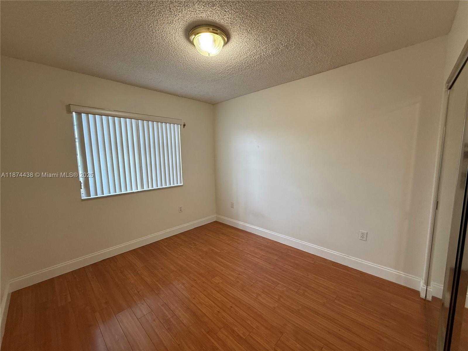 Small Image of 3559 WEST 71ST TER, Hialeah Number 8
