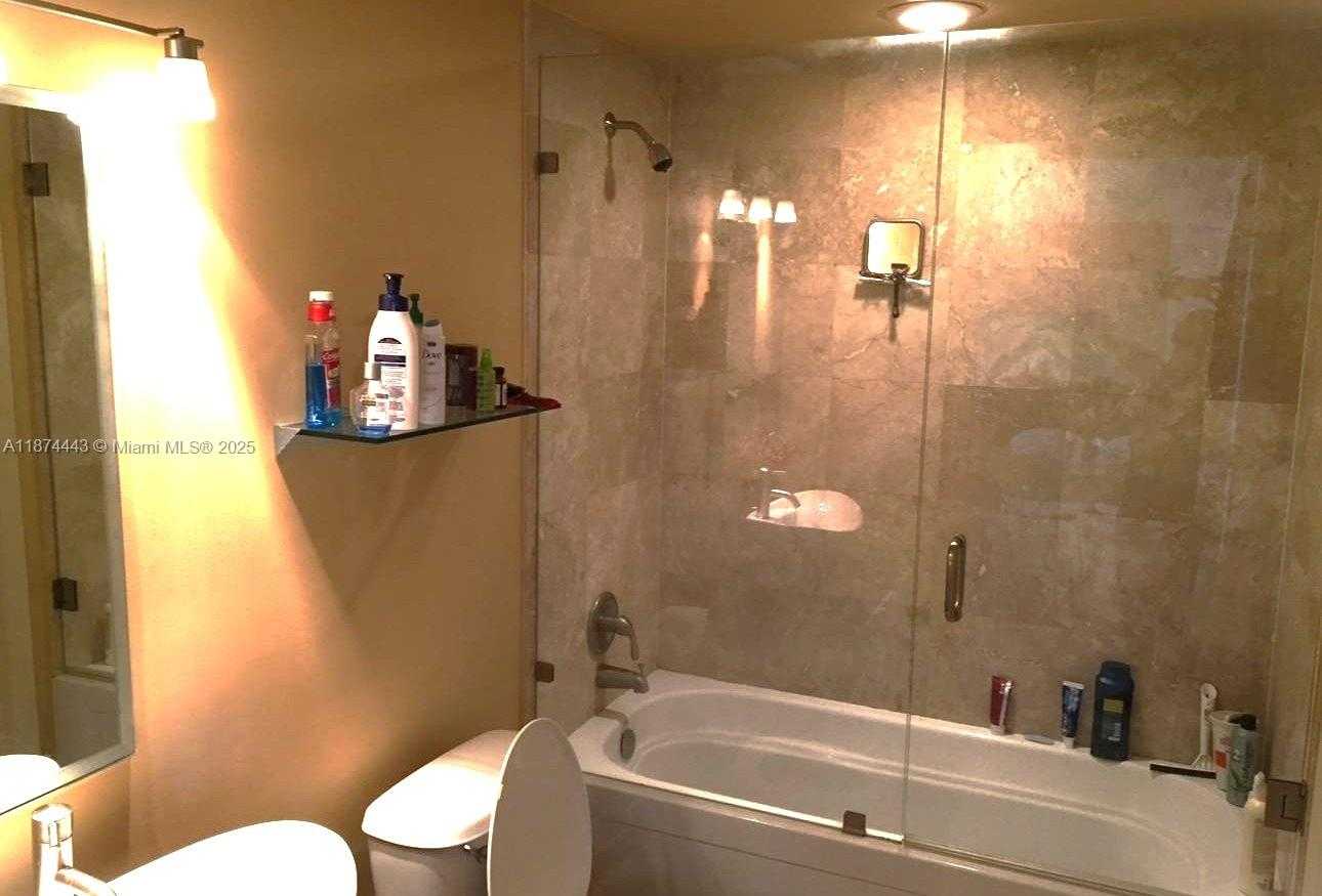 Small Image of 350 SOUTH MIAMI AVE #2207, Miami Number 3