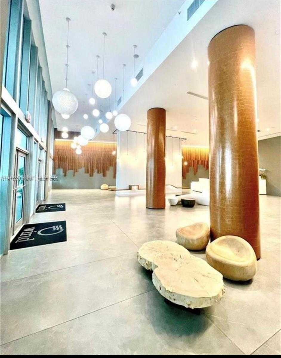 Small Image of 350 SOUTH MIAMI AVE #2207, Miami Number 8