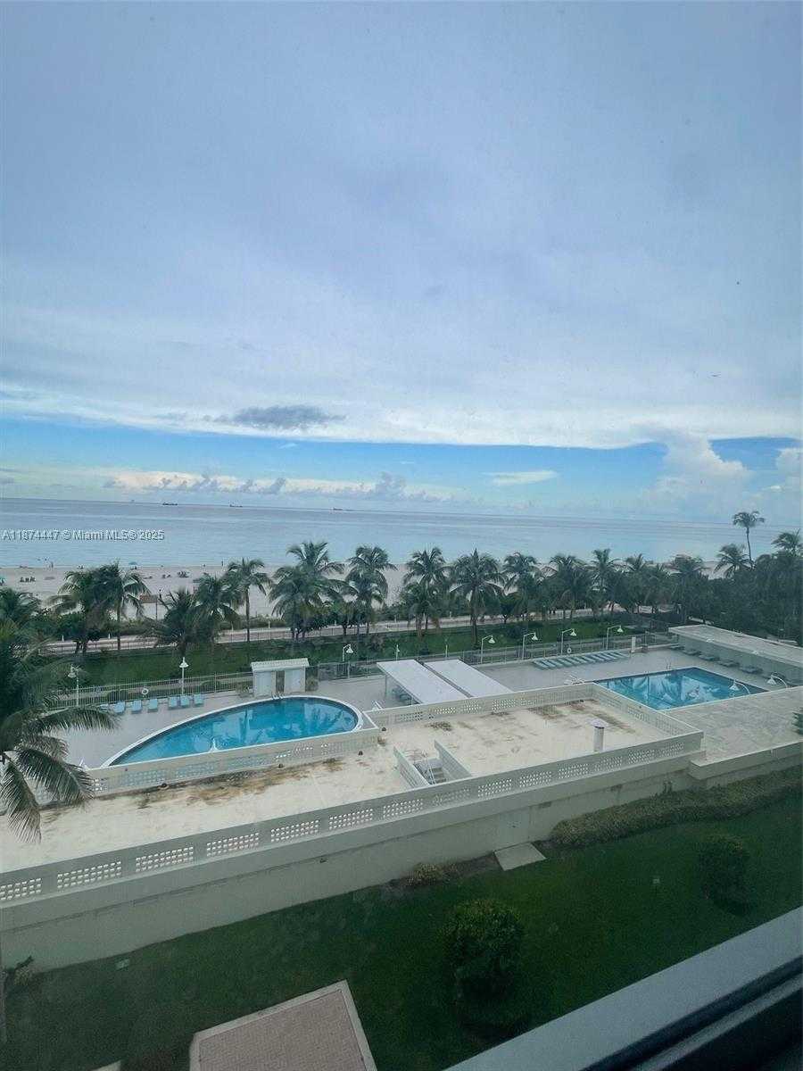 Small Image of 2899 COLLINS AVE #731, Miami Beach Number 15