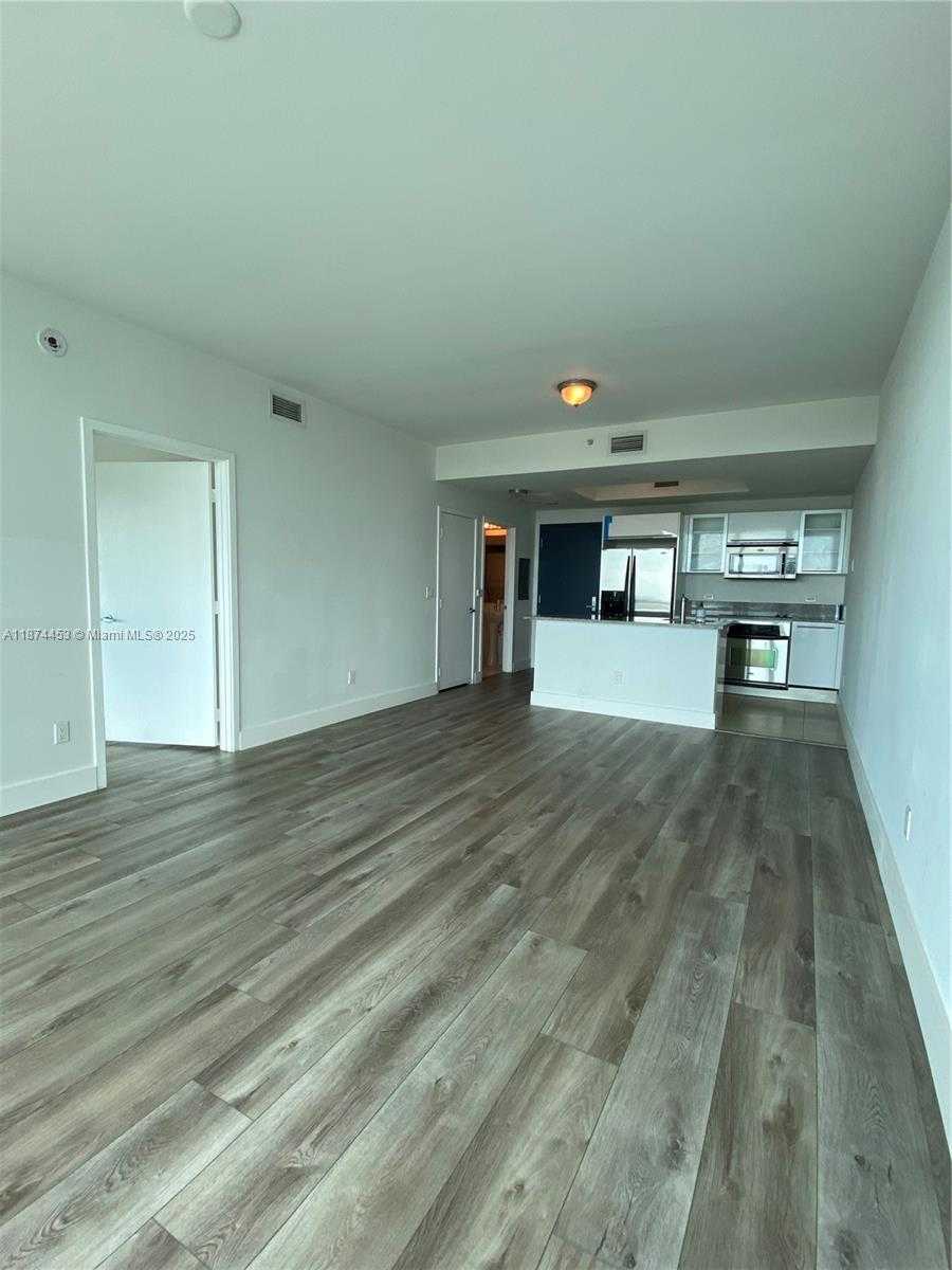 Small Image of 888 BISCAYNE BLVD #911, Miami Number 2