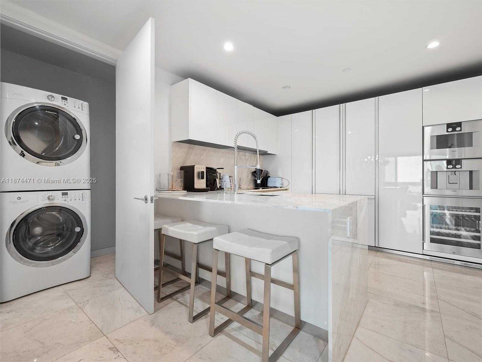 Small Image of 10203 COLLINS AVE #1105, Bal Harbour Number 11