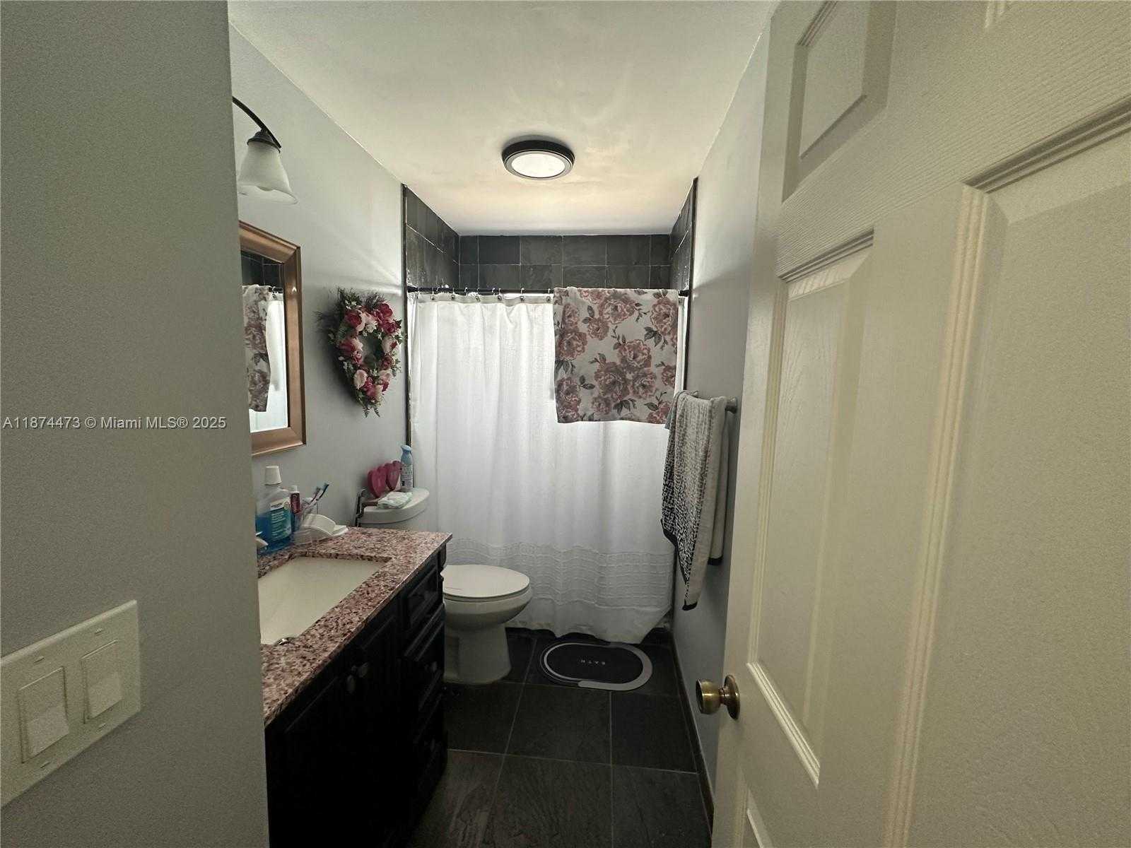 Small Image of 14343 SOUTH WEST 115TH TER, Miami Number 15