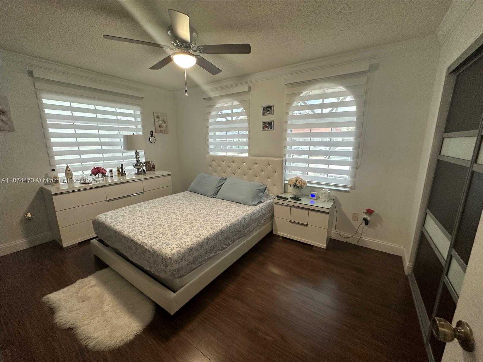 Small Image of 14343 SOUTH WEST 115TH TER, Miami Number 22