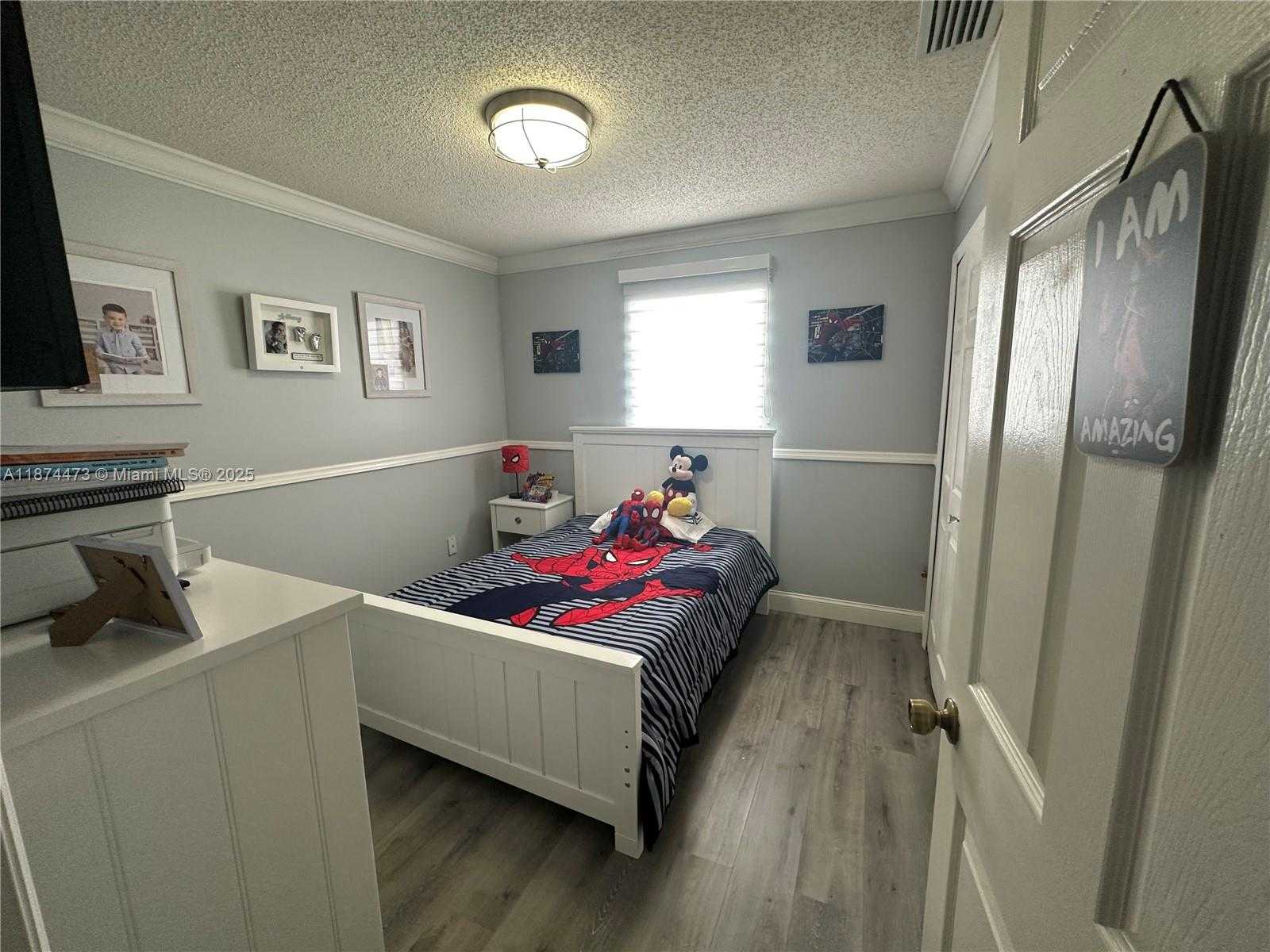 Small Image of 14343 SOUTH WEST 115TH TER, Miami Number 23