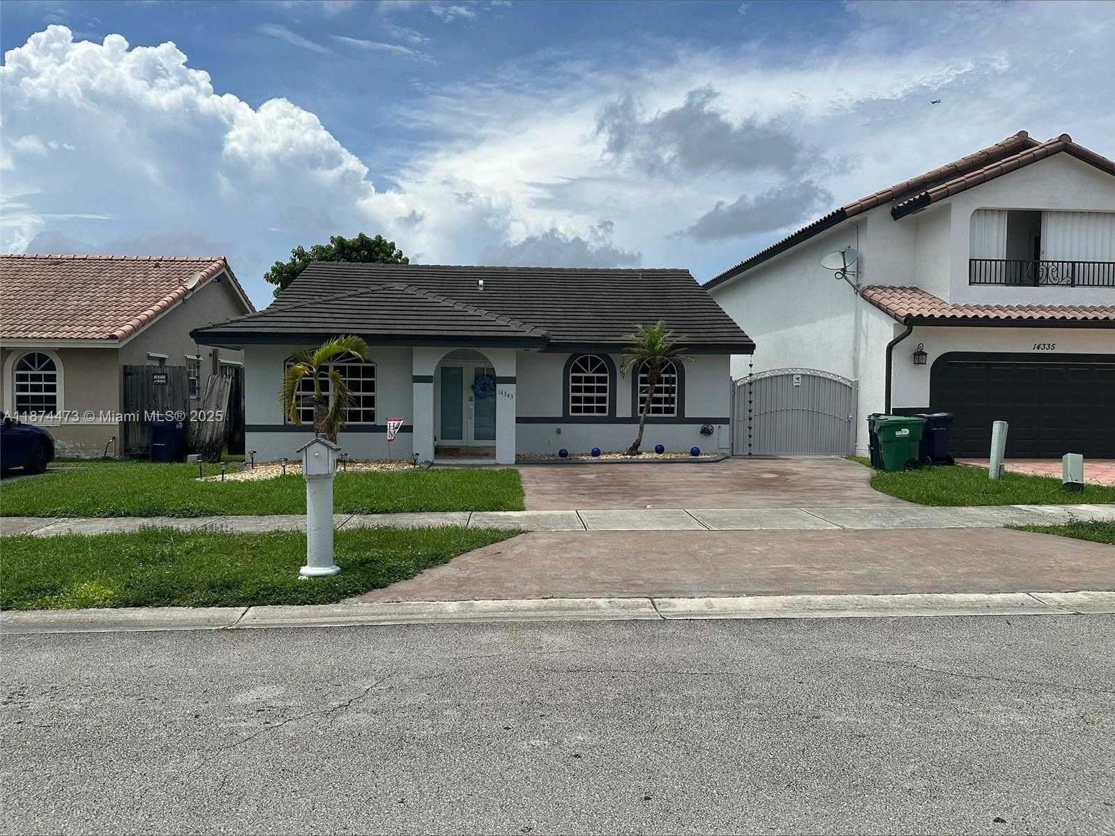 Small Image of 14343 SOUTH WEST 115TH TER, Miami Number 3
