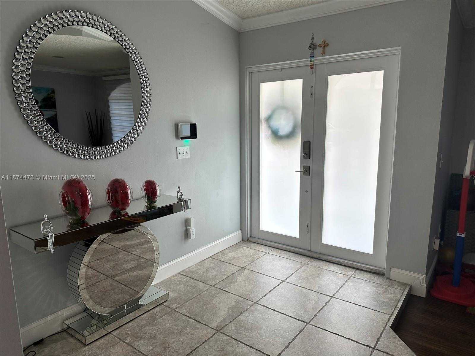Small Image of 14343 SOUTH WEST 115TH TER, Miami Number 4