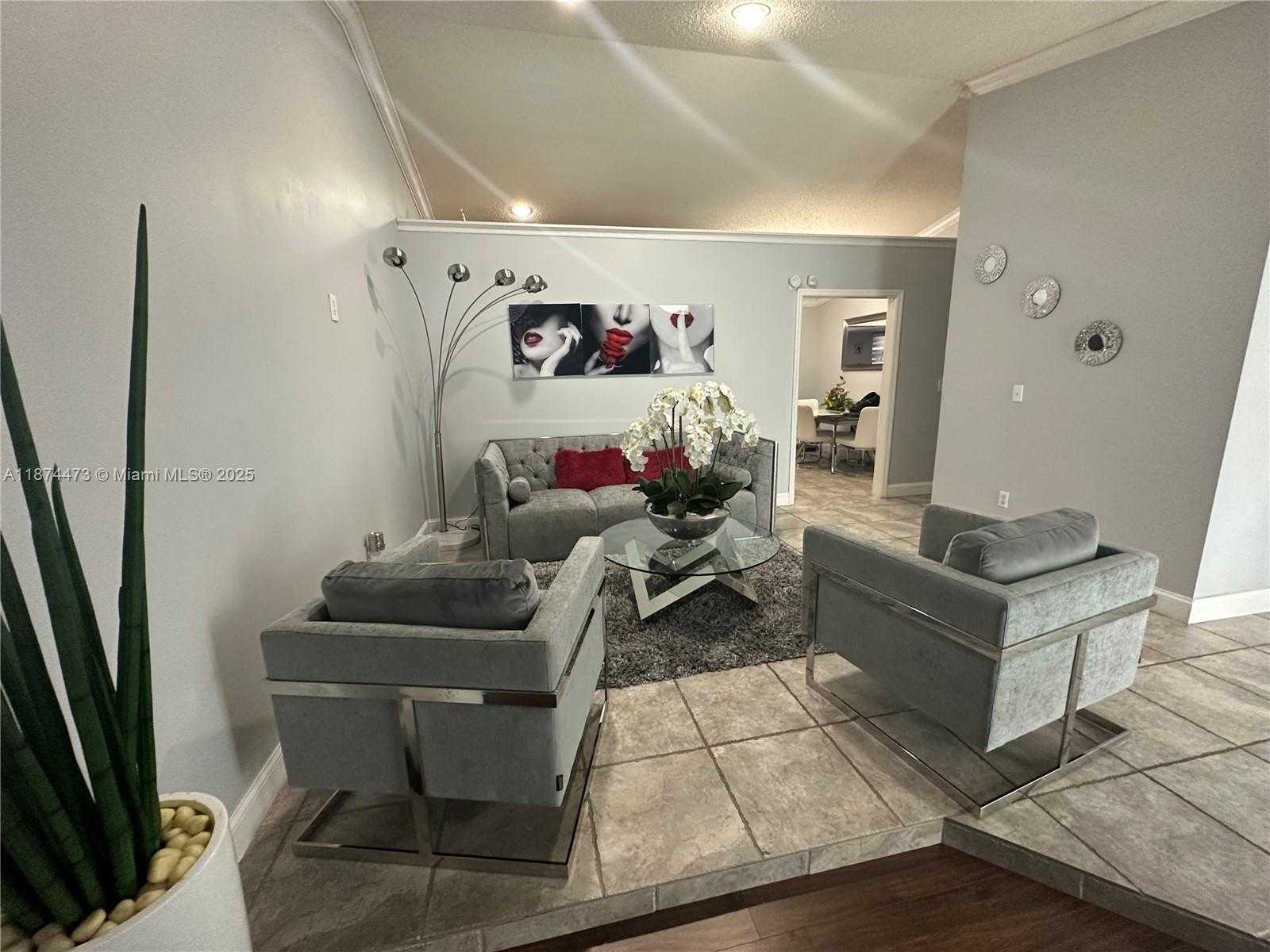 Small Image of 14343 SOUTH WEST 115TH TER, Miami Number 7