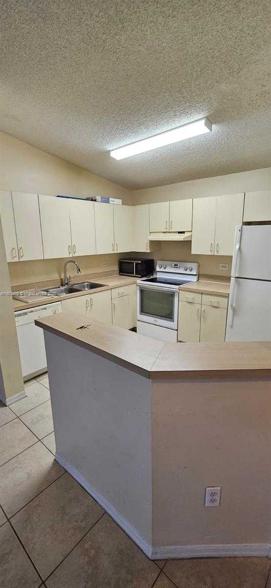 Small Image of 3690 NORTH 56TH AVE #937, Hollywood Number 5