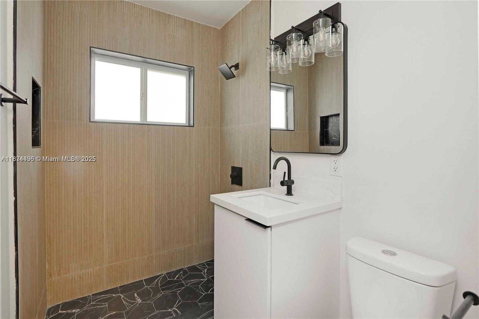 Small Image of 990 NORTH EAST 159TH ST, North Miami Beach Number 6