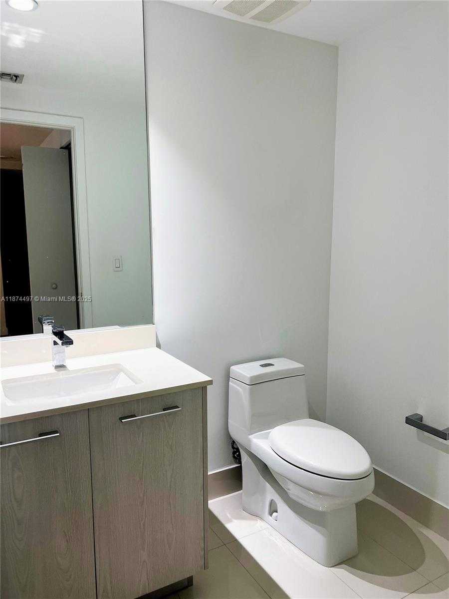 Small Image of 55 SOUTH WEST 9TH ST #3609, Miami Number 3