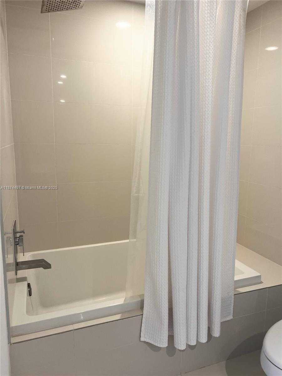 Small Image of 55 SOUTH WEST 9TH ST #3609, Miami Number 7