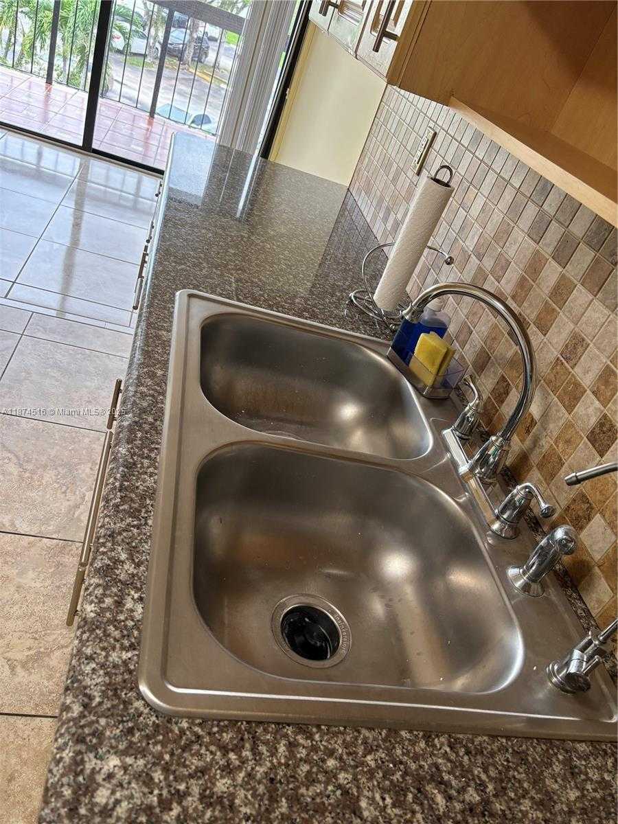Small Image of 1350 SOUTH WEST 122ND AVE #313, Miami Number 9