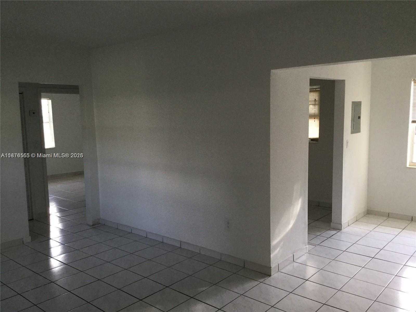 Small Image of 1791 MARSEILLE DR #2, Miami Beach Number 18