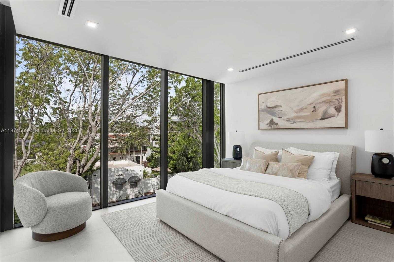 Small Image of 3571 FAIR ISLE ST, Miami Number 12