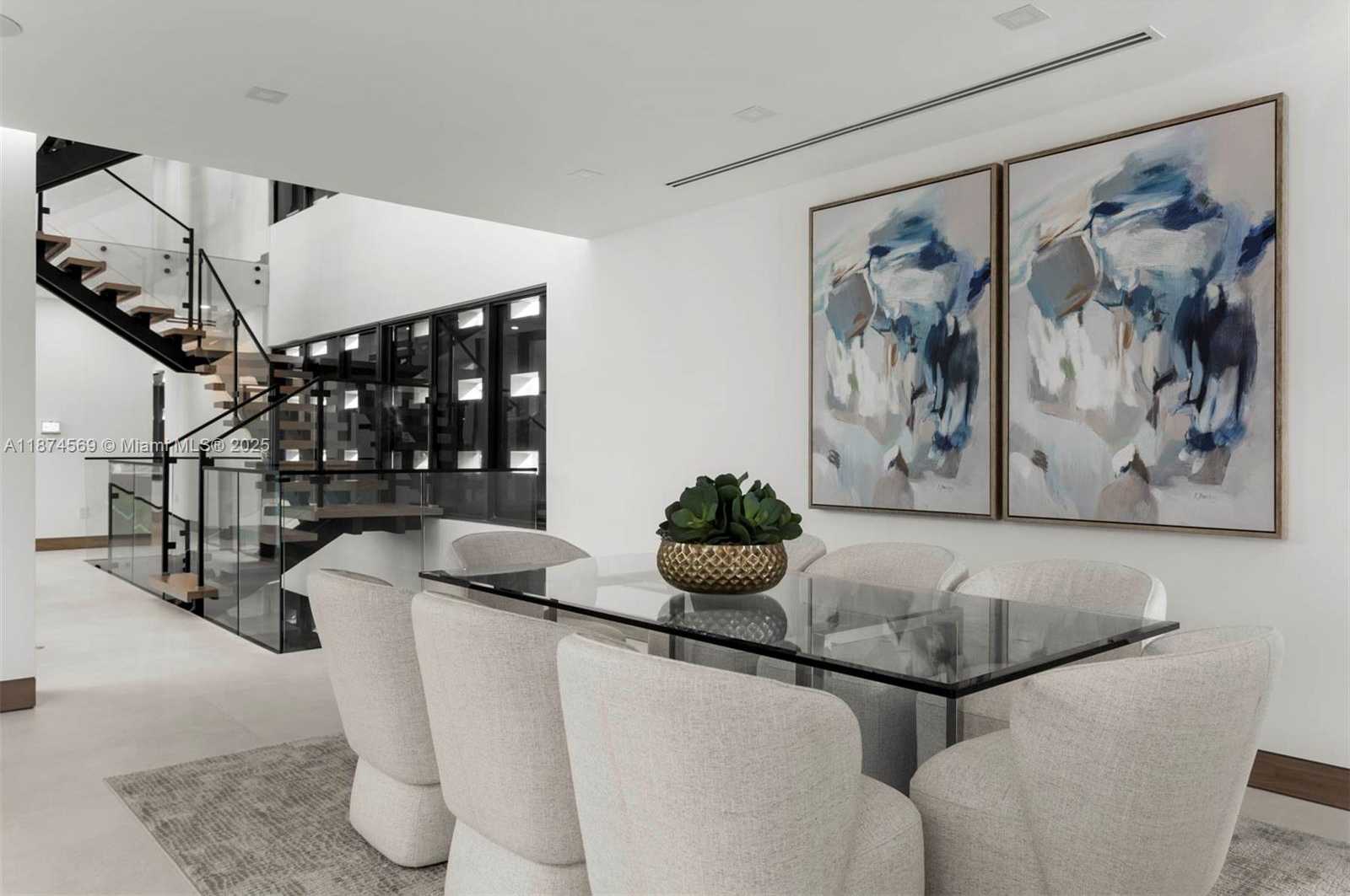 Small Image of 3571 FAIR ISLE ST, Miami Number 7