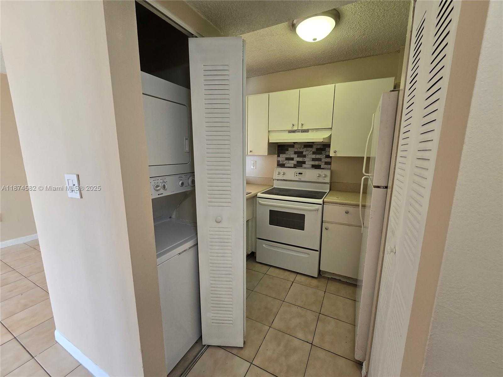 Small Image of 8185 NORTH WEST 7TH ST #506, Miami Number 3