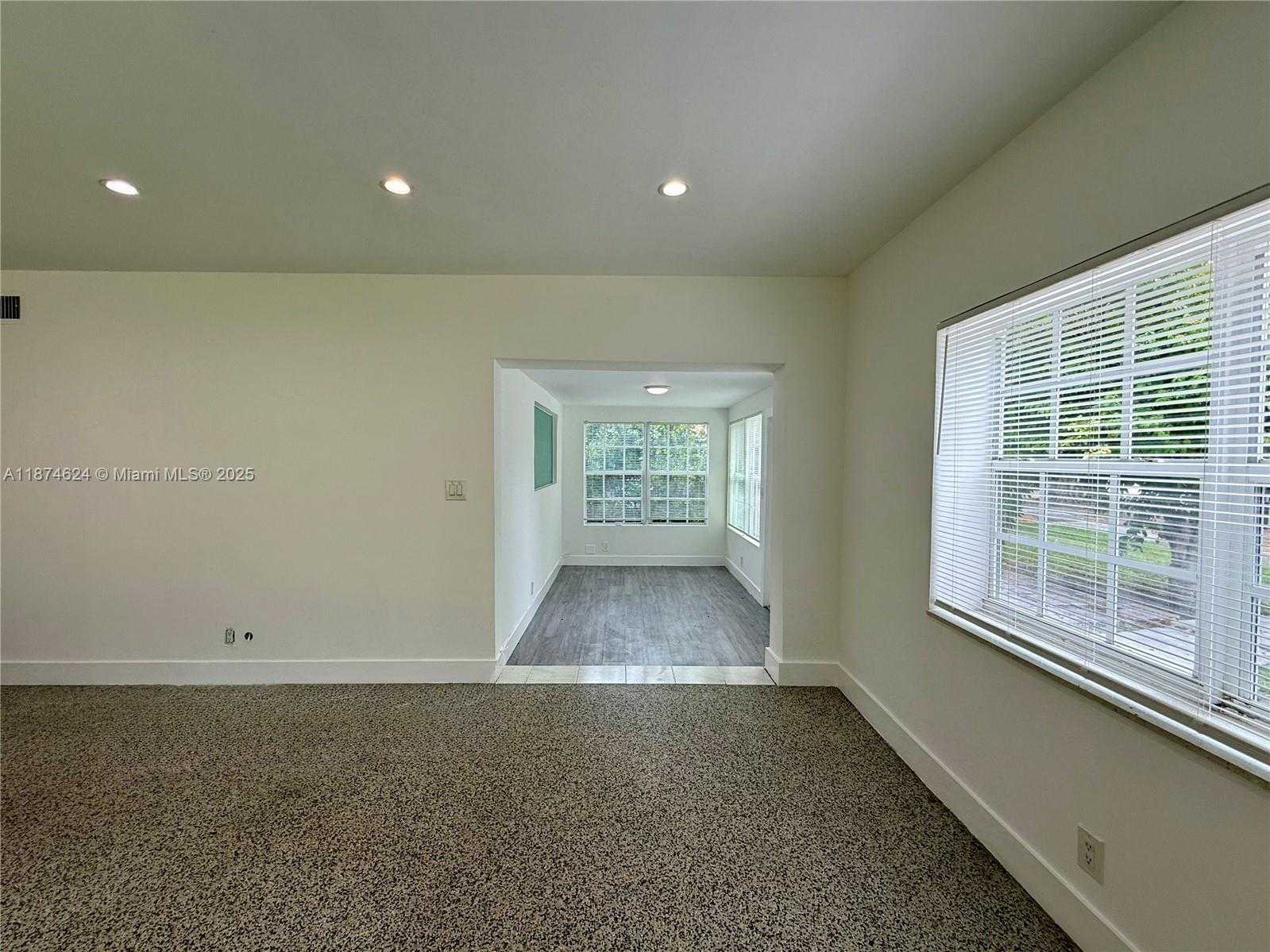 Small Image of 1005 NORTH EAST 16TH PL, Fort Lauderdale Number 2