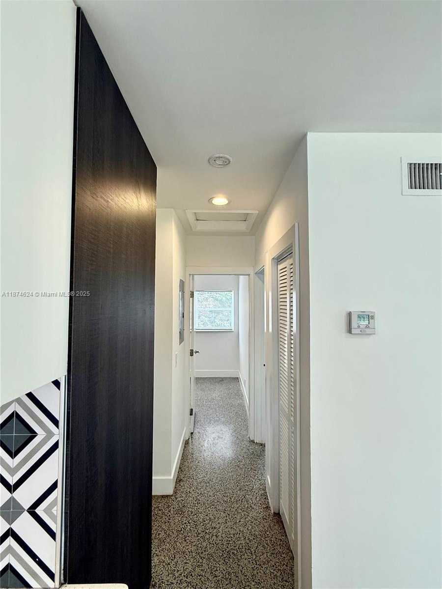 Small Image of 1005 NORTH EAST 16TH PL, Fort Lauderdale Number 9