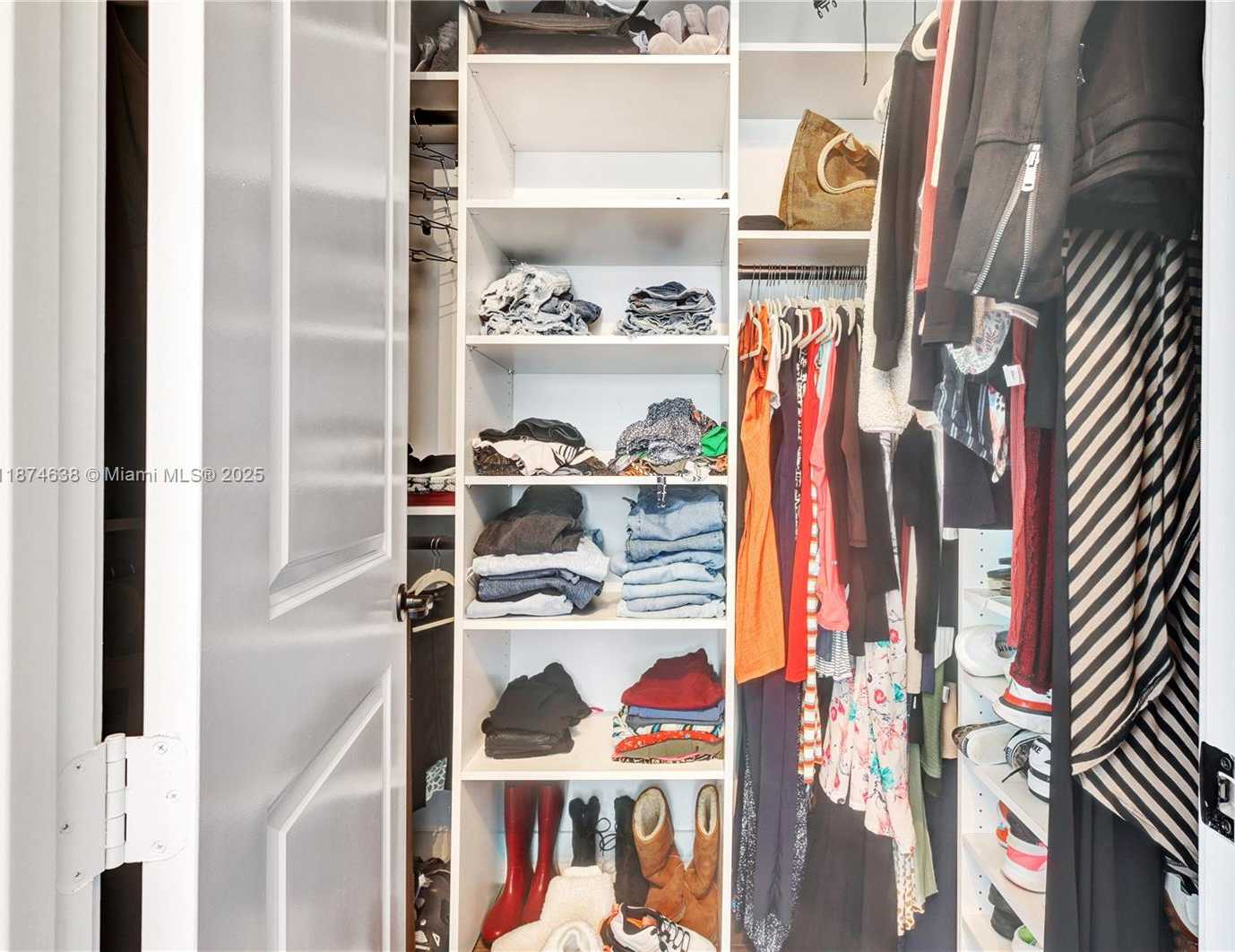 Small Image of 3298 WEST 96TH PL, Hialeah Number 29