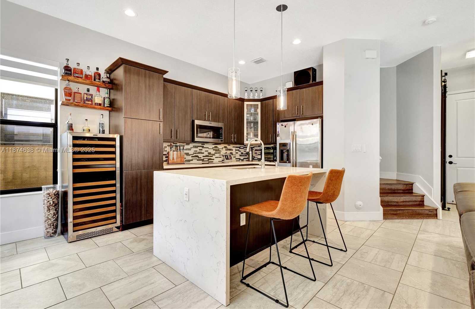 Small Image of 3298 WEST 96TH PL, Hialeah Number 8