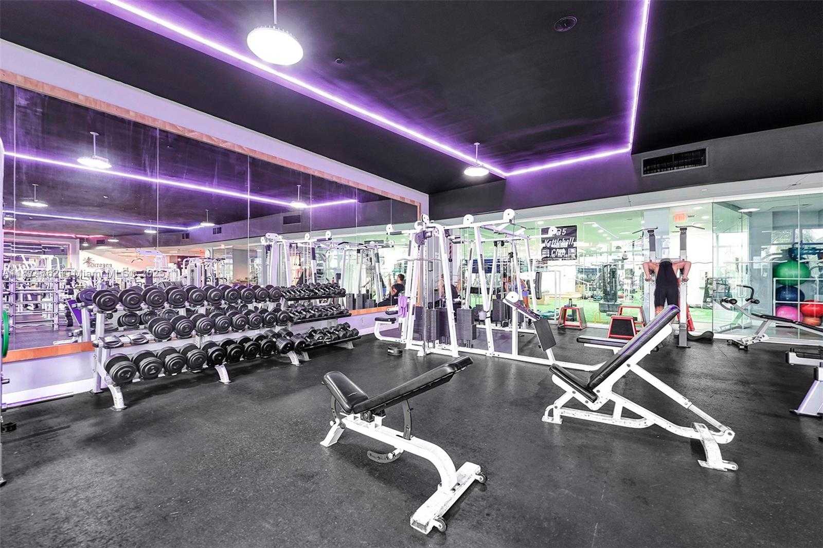 Small Image of 1000 WEST AVE #708, Miami Beach Number 16