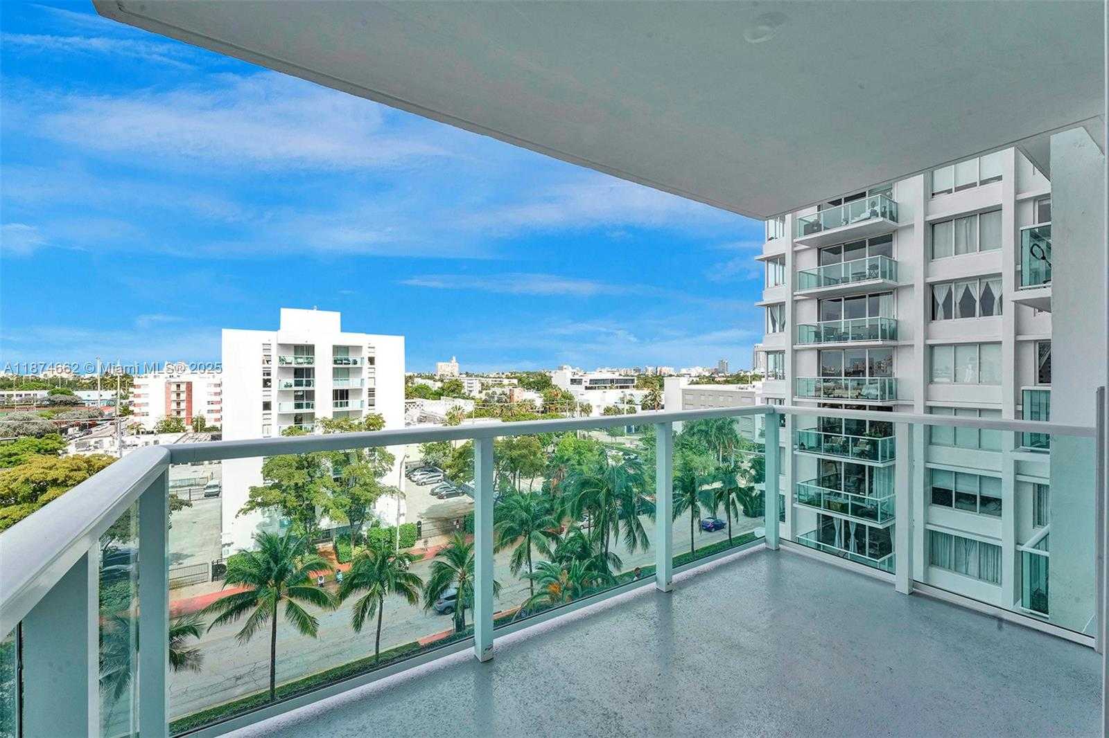 Small Image of 1000 WEST AVE #708, Miami Beach Number 2