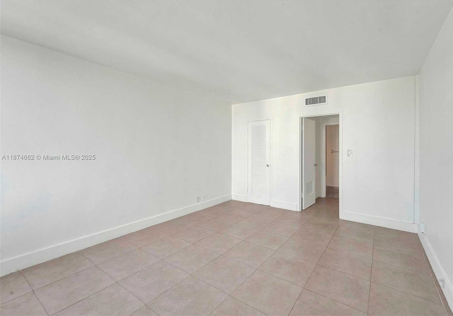 Small Image of 1000 WEST AVE #708, Miami Beach Number 8