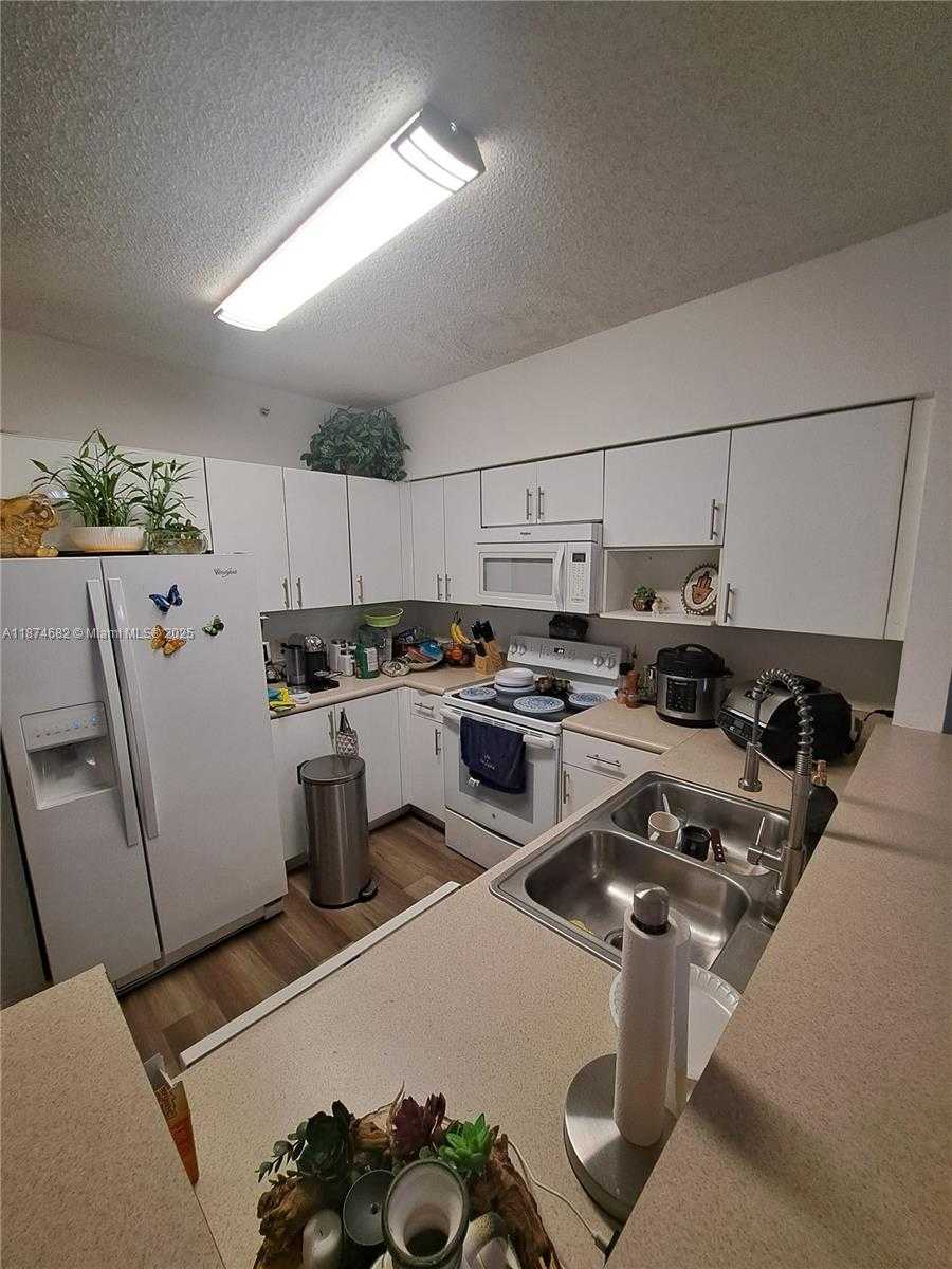 Small Image of 5091 NORTH WEST 7TH ST #415, Miami Number 6