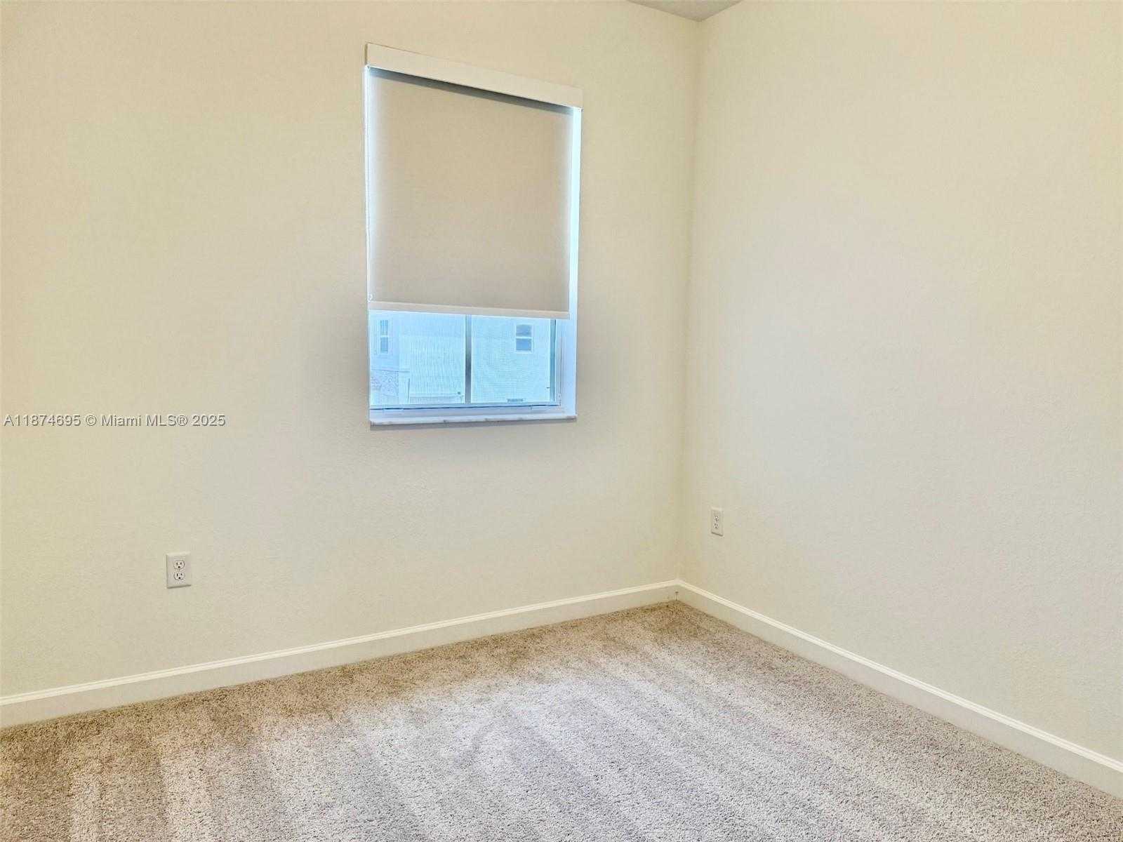 Small Image of 2600 SOUTH EAST 25TH CT, Homestead Number 38