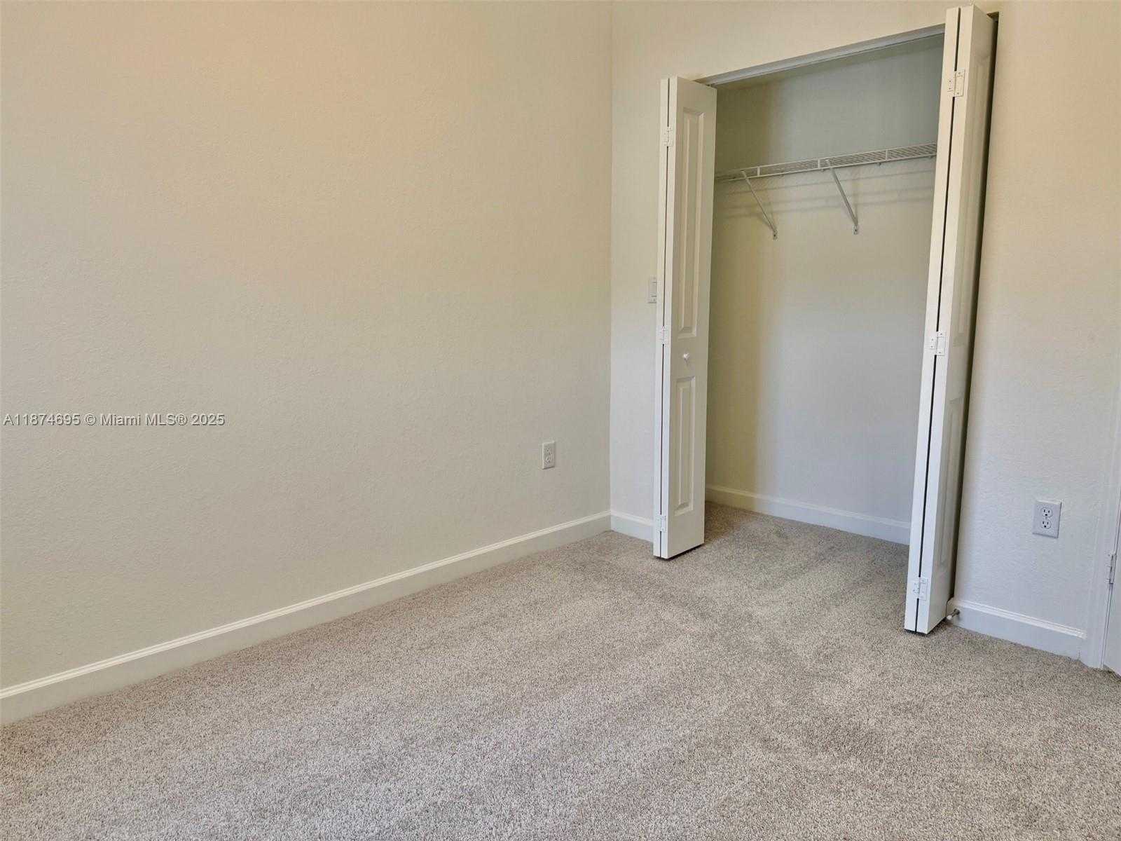 Small Image of 2600 SOUTH EAST 25TH CT, Homestead Number 39